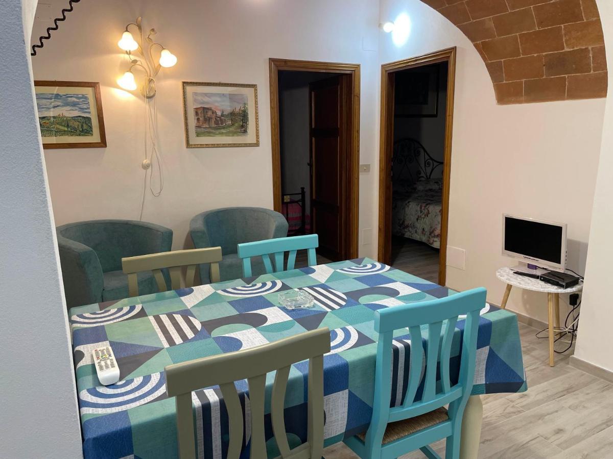 Casa Vacanza Le Case ซานจีมิญญาโน ภายนอก รูปภาพ