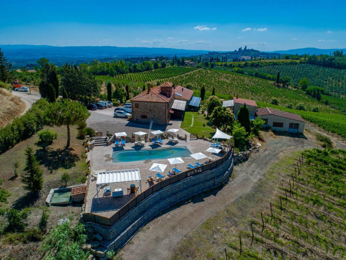 Casa Vacanza Le Case ซานจีมิญญาโน ภายนอก รูปภาพ