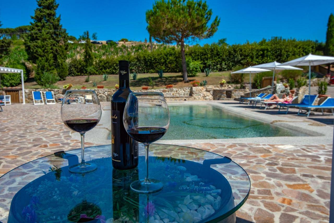 Casa Vacanza Le Case ซานจีมิญญาโน ภายนอก รูปภาพ